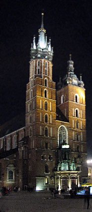  Marienkirche bei Nacht 