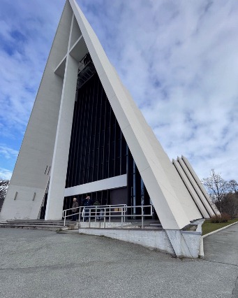  Eismeer-Kathedrale in Tromsø 